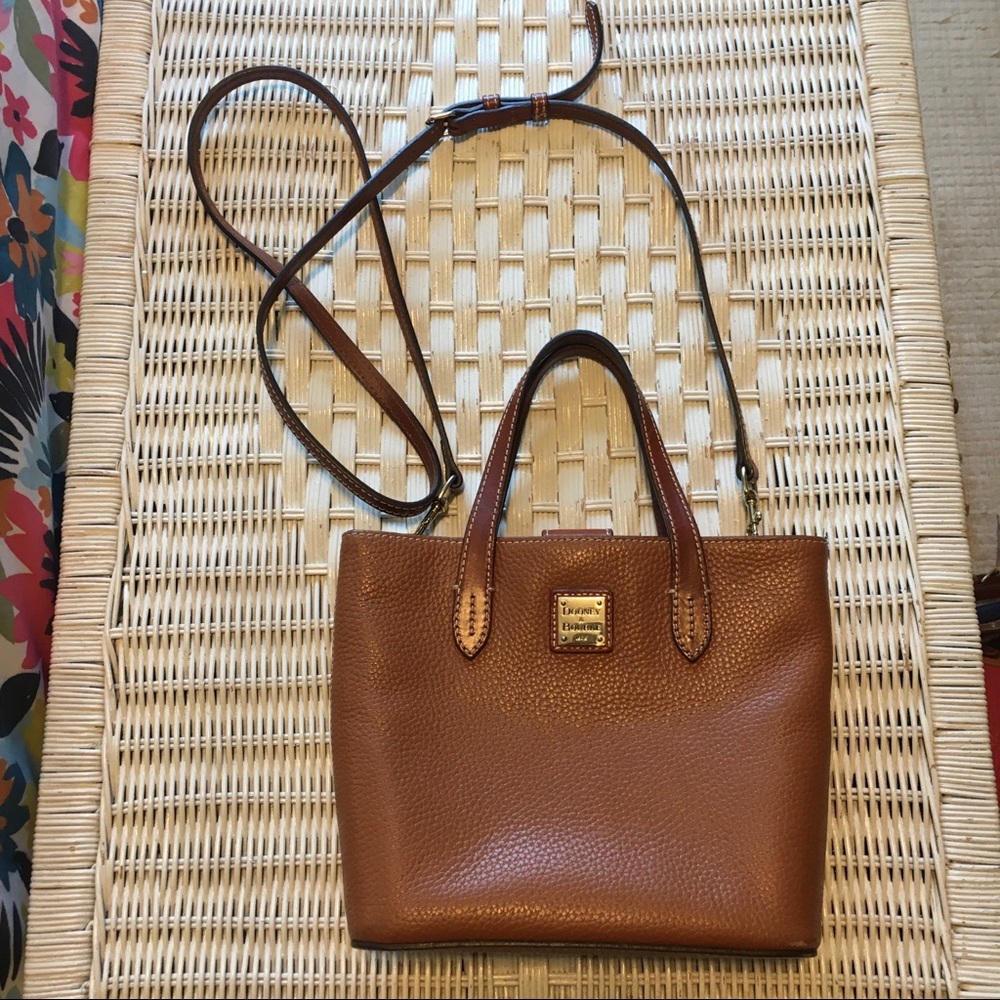 Dooney & Bourke Tote bag